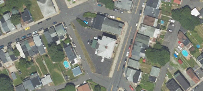 136 3rd St