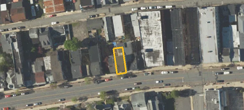 213 Broad St