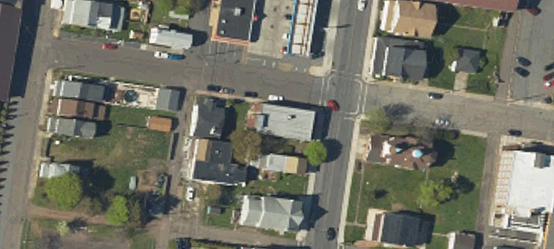 204 Kennedy Dr