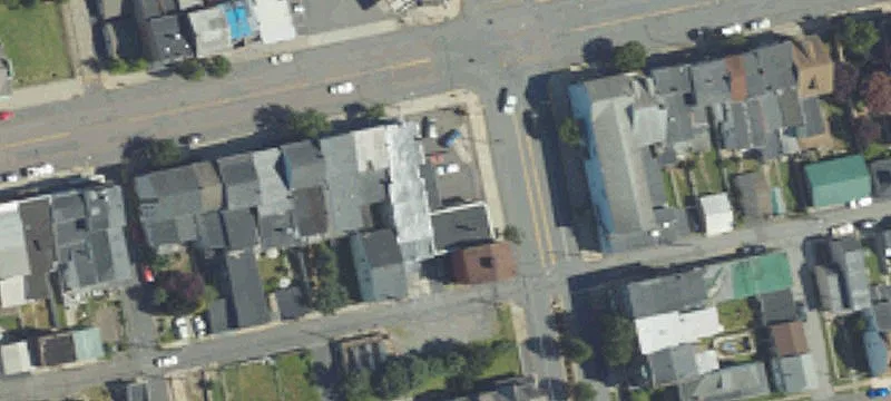 300 Ctr St