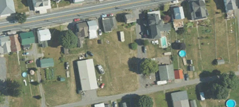 907 Main St