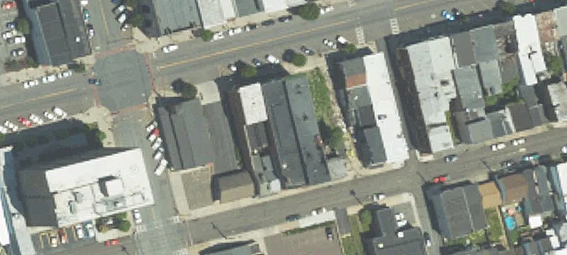 24 Ctr St