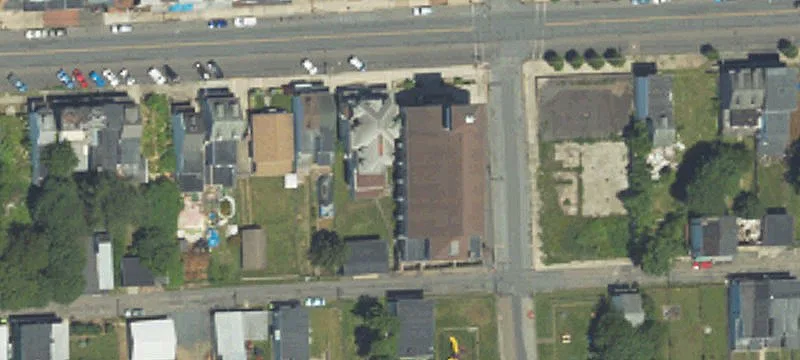 211 Preston Ave