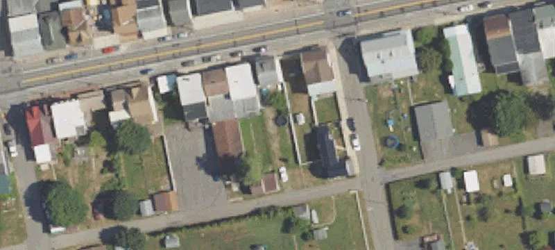136 Grand Ave