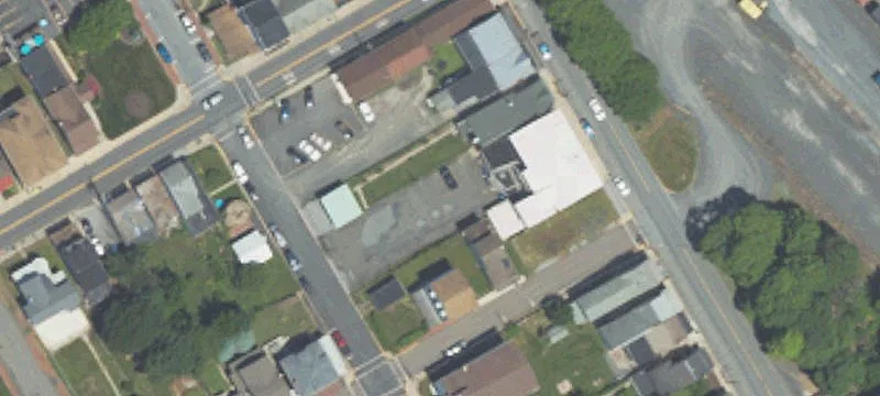 27 Frnt St