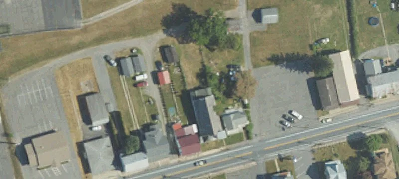 1148 Main St