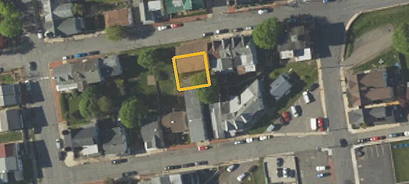 320 Lafayette St
