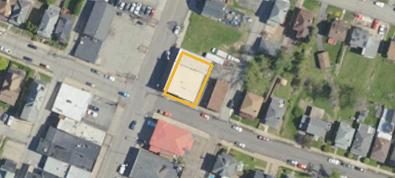 3313 Main St