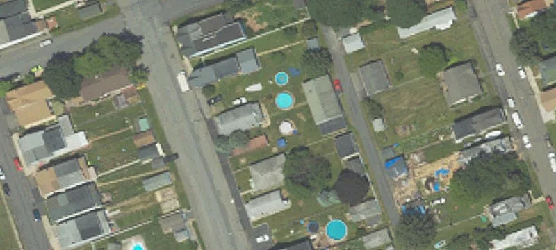 215 Line St