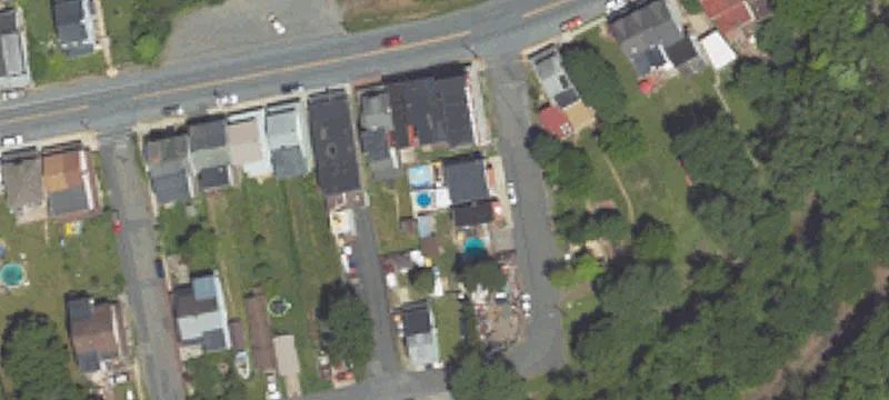 174 Evans St