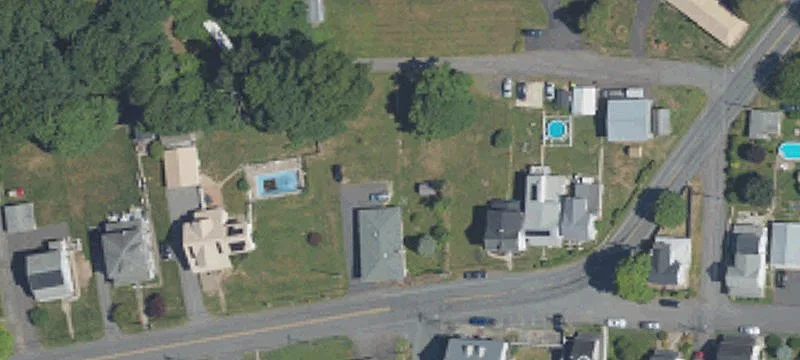 473 Main St