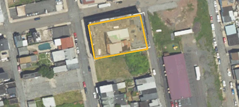 39 White St