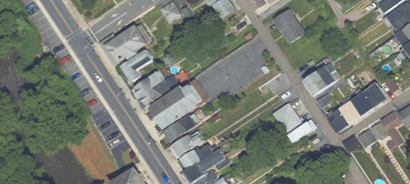 44 Dock St