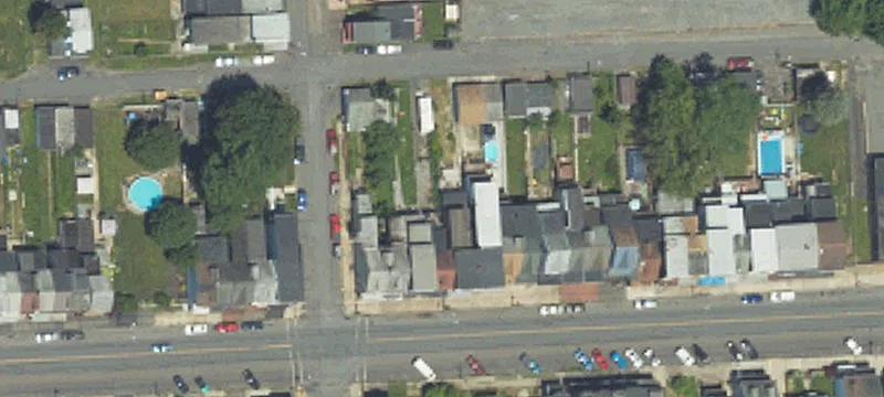 250 Main St