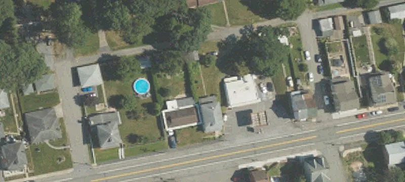 1627 Grand Ave