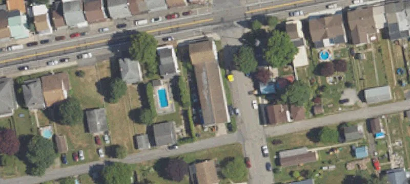 2 Grand Ave