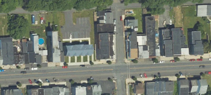 100 Main St
