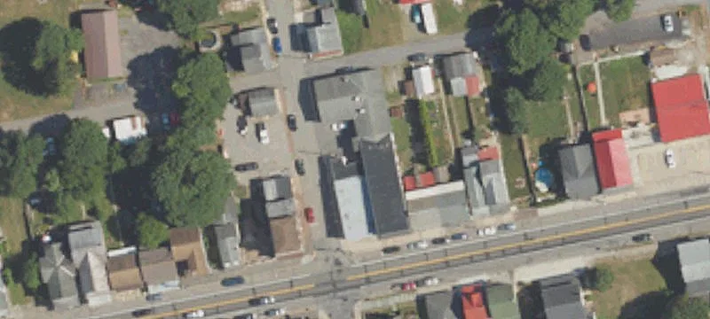 301 Grand Ave