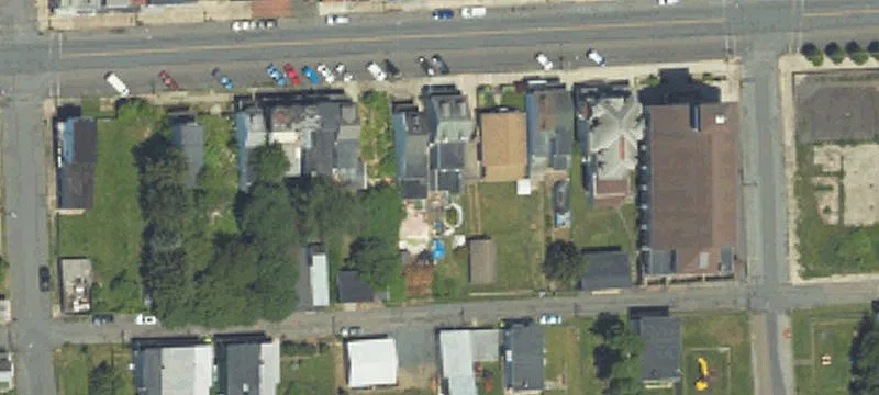225 Main St