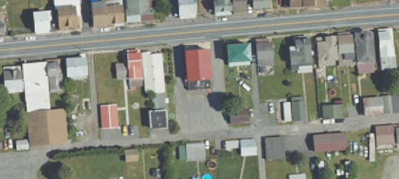 633 Main St