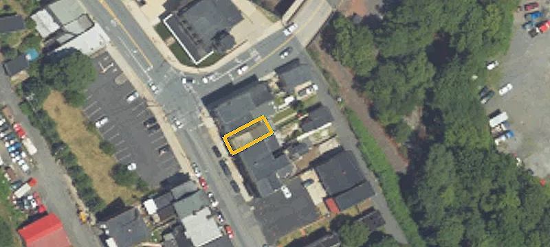 404 Ctr St