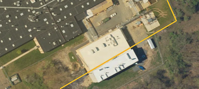 130 Lincoln Dr