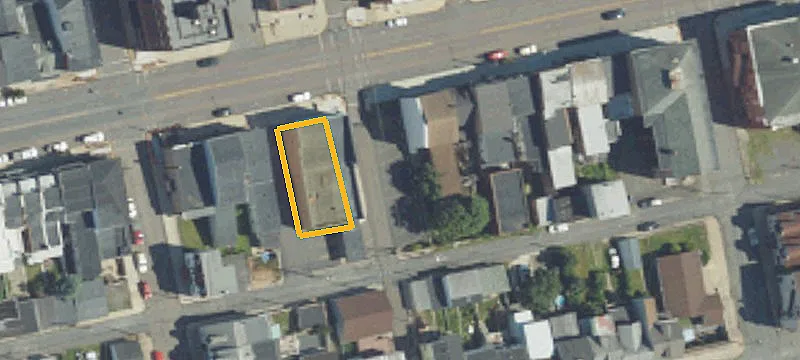 738 Ctr St