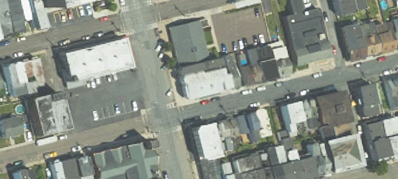 37 Main St