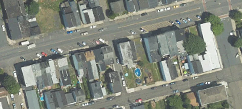 338 Ctr St