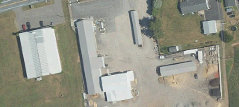 2125 Main St