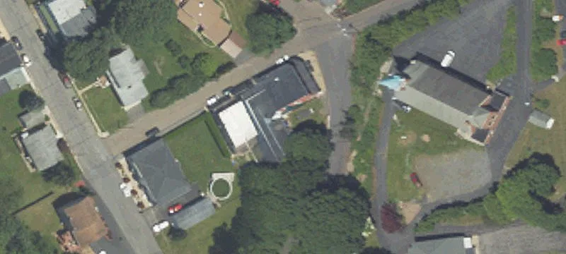 8 Caroline Ave