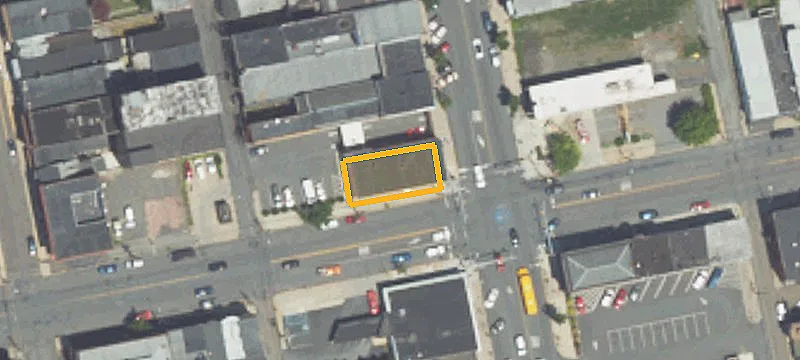 Main St