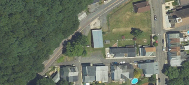 19 Mahanoy Ave