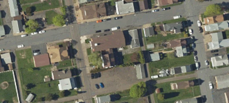 4th St