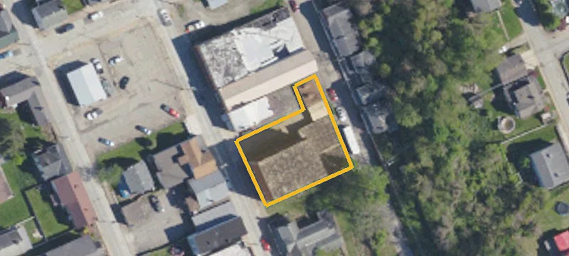 221 Main St