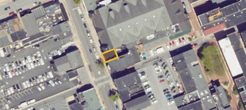 33 Beaver St