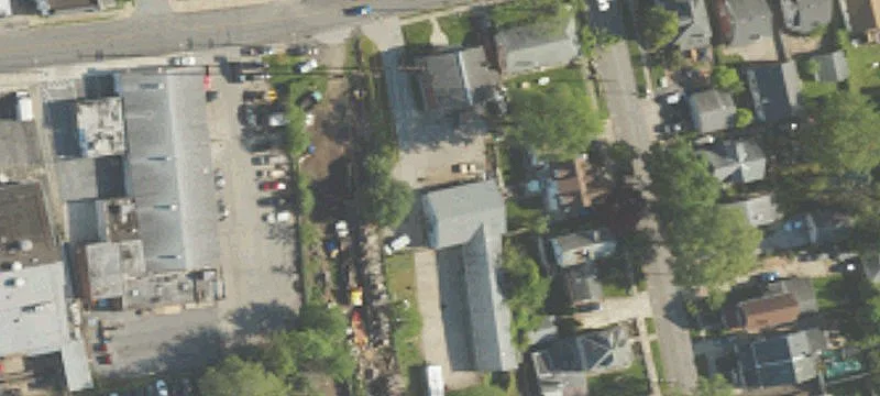 390 Pembroke Ave