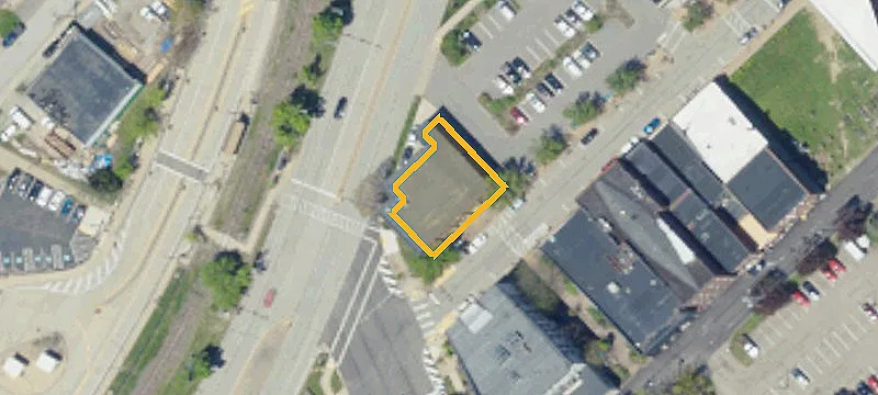 100 Main St
