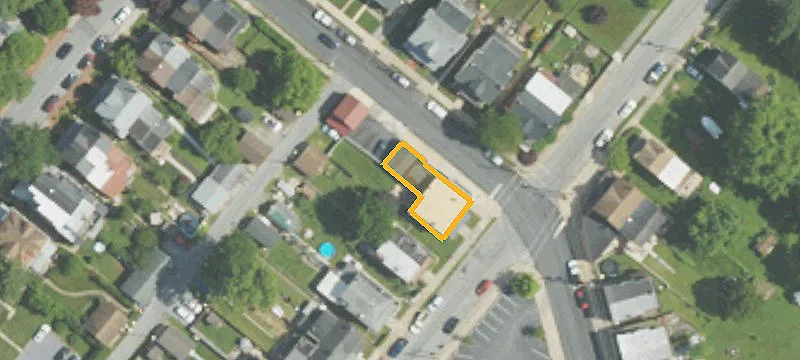 389 Jefferson Ave