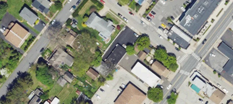 8004 Traymore Ave