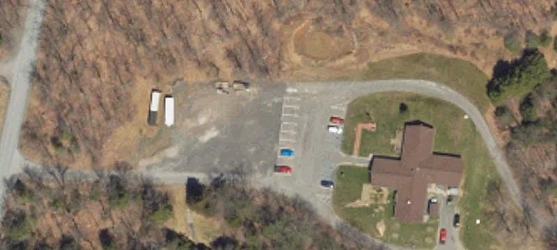 124 Vfw Dr