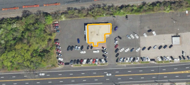 435 Lincoln Hwy