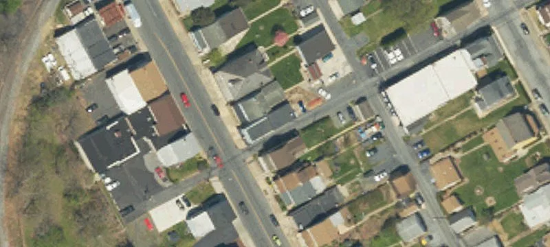 943 Main St