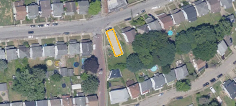 1045 Main St