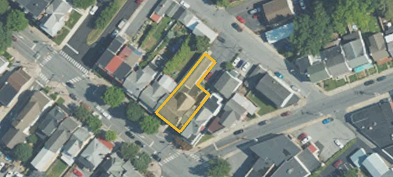 105 Main St