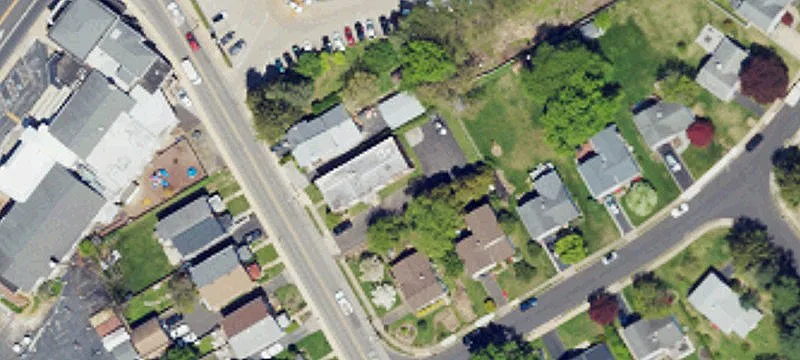 2279 Jenkintown Rd