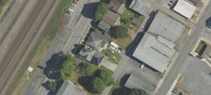 813 Frnt St