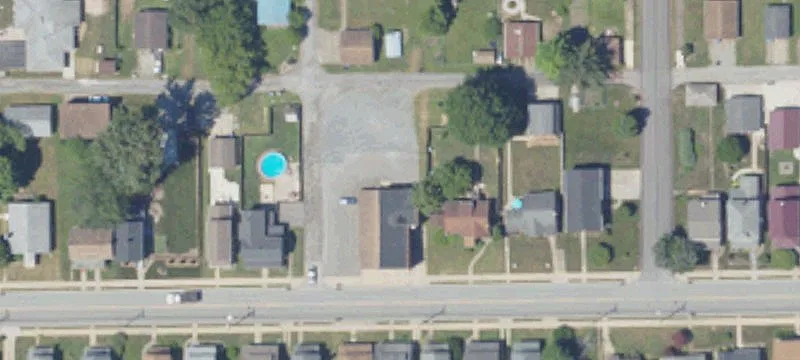 214 Line Ave