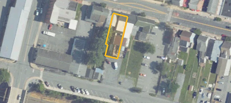 62 Main St