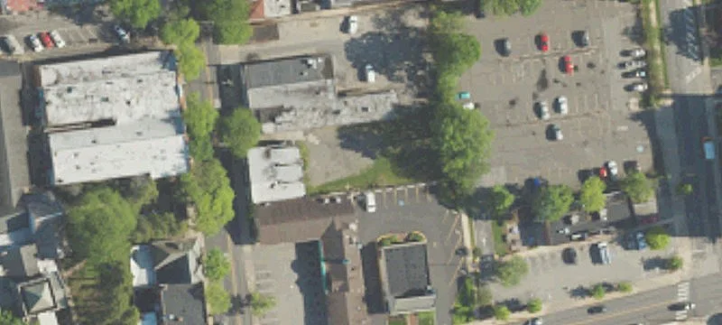19 Lansdowne Ave